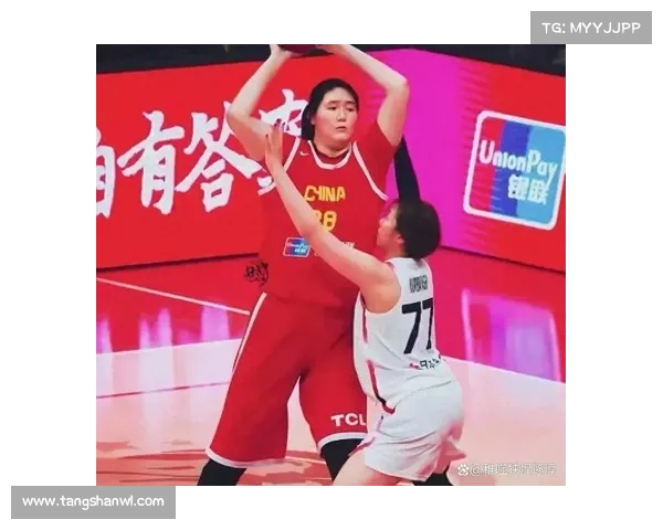 中国女篮体能教练揭秘高效训练方法 助力球员突破极限提升竞技状态