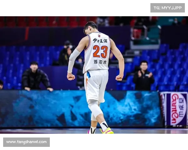 周琦首次回应加盟北京受质疑称压力大并非养老选择