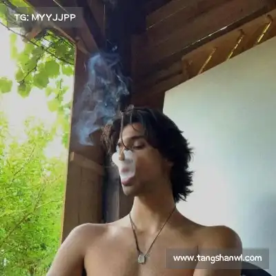 束婉义